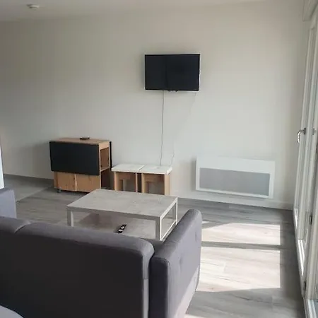 Апартаменты Avec Balcon Паранти-ан-Борн